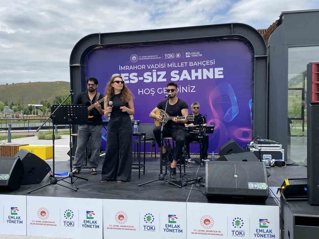 İMRAHOR VADİSİ MİLLET BAHÇESİ, DÜZENLENEN ŞENLİKTE DOLUP TAŞTI.