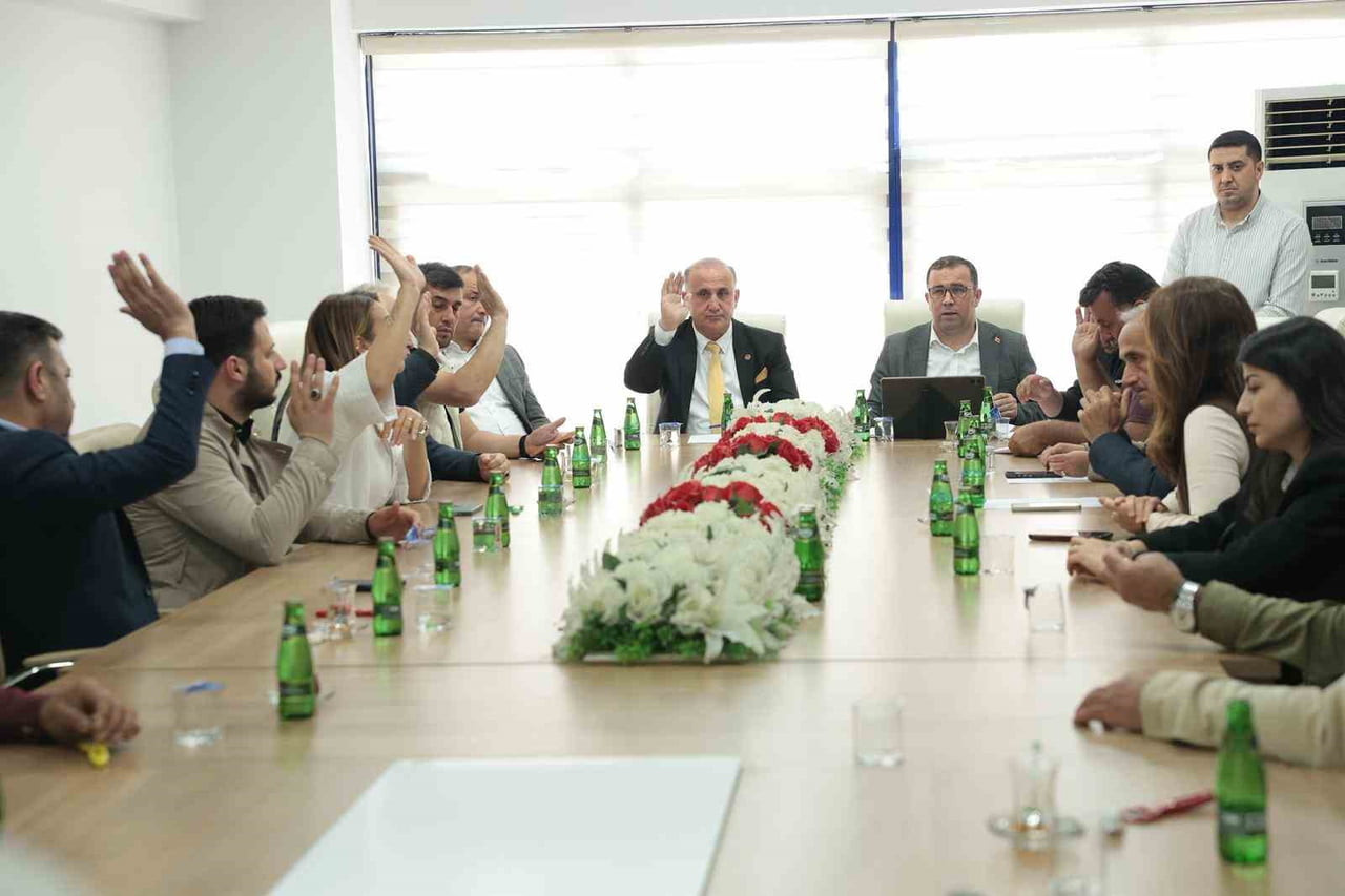 İNCİRLİOVA’YA İKİ YENİ ÇÖP KAMYONU