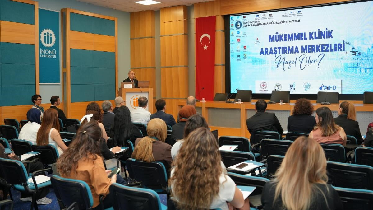 İNÖNÜ ÜNİVERSİTESİ KLİNİK ARAŞTIRMALAR SEMPOZYUMU'NA EV SAHİPLİĞİ YAPTI