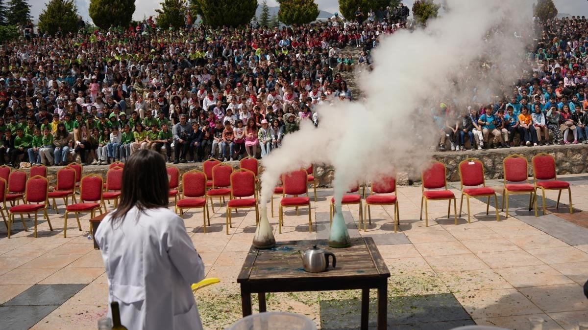 İNÖNÜ ÜNİVERSİTESİNDE "BİLİM, SANAT VE KÜLTÜR ŞENLİĞİ" HEYECANI