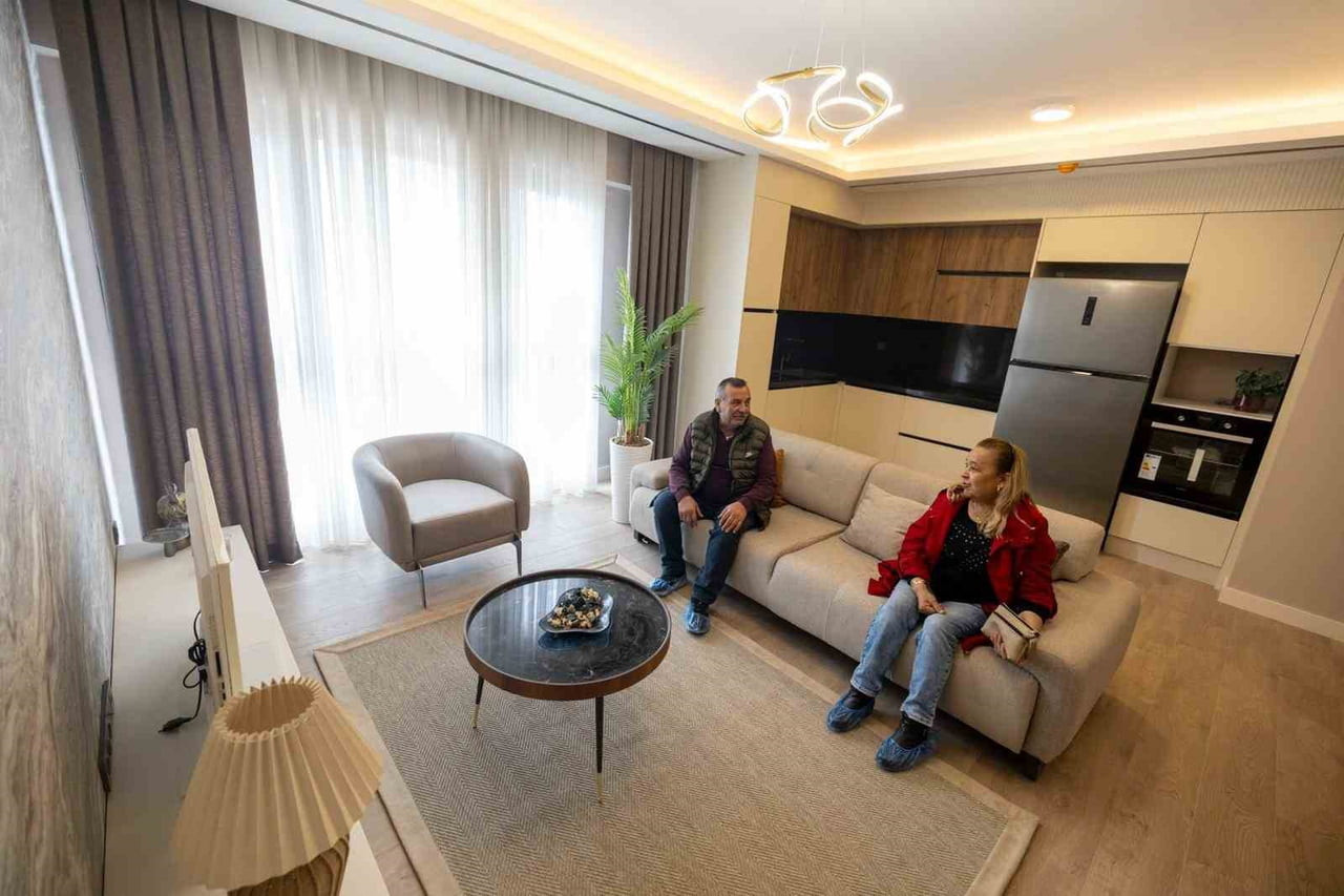 İNŞAATI TAMAMLANAN KONUTLARIN ANAHTAR VE TAPULARININ NİSAN AYI İÇERİSİNDE HAK SAHİPLERİNE...