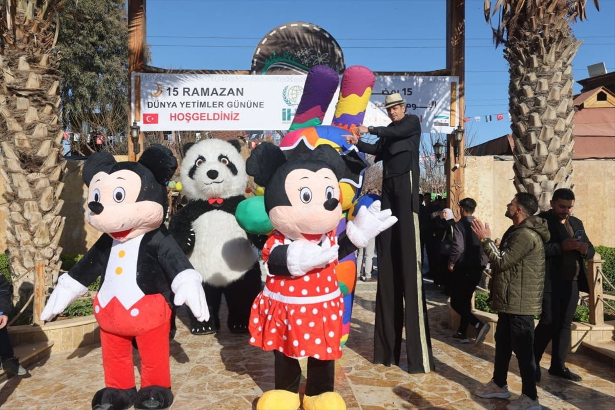 İnsan Hak ve Hürriyetleri (İHH) İnsani Yardım Vakfı, Dünya Yetimler Günü dolayısıyla Suriye'nin...