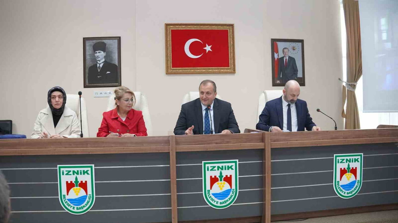 İPEKYOLU BELEDİYELERİ TURİZM VE KALKINMA BİRLİĞİ OLAĞAN MECLİS TOPLANTISI İZNİK BELEDİYE BAŞKANI...