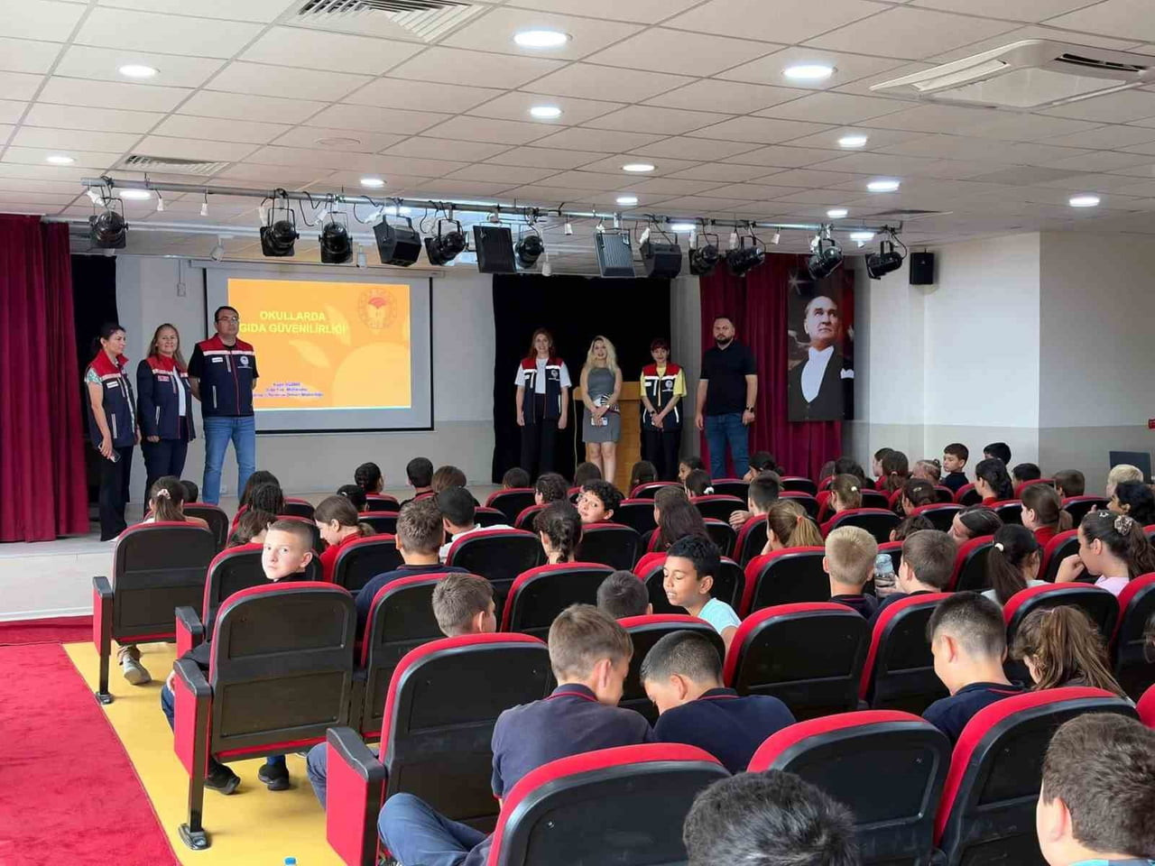 İPSALA’DA ÖĞRENCİLERE GIDA GÜVENLİĞİ EĞİTİMİ VERİLDİ