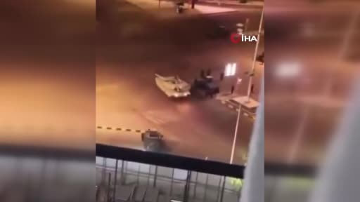 Irak güvenlik güçleri, yolsuzluk operasyonu kapsamında başkent Bağdat'ın yoğun güvenlik...