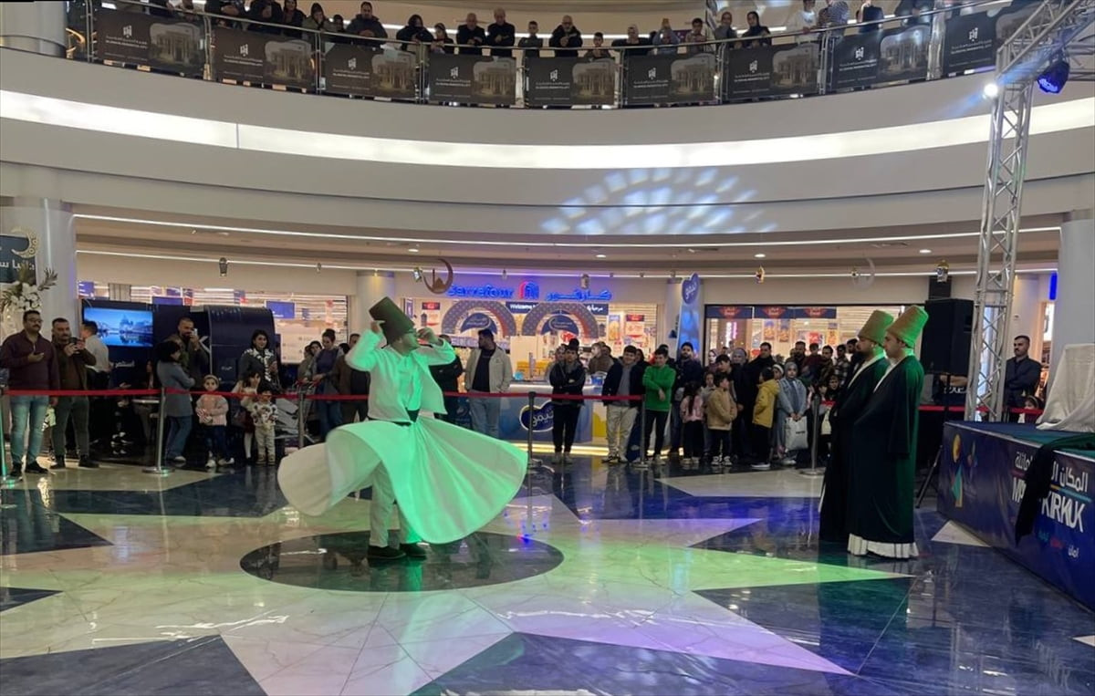 Irak'ın Kerkük kentinde ramazan ayı etkinlikleri kapsamında sema gösterisi gerçekleştirildi....