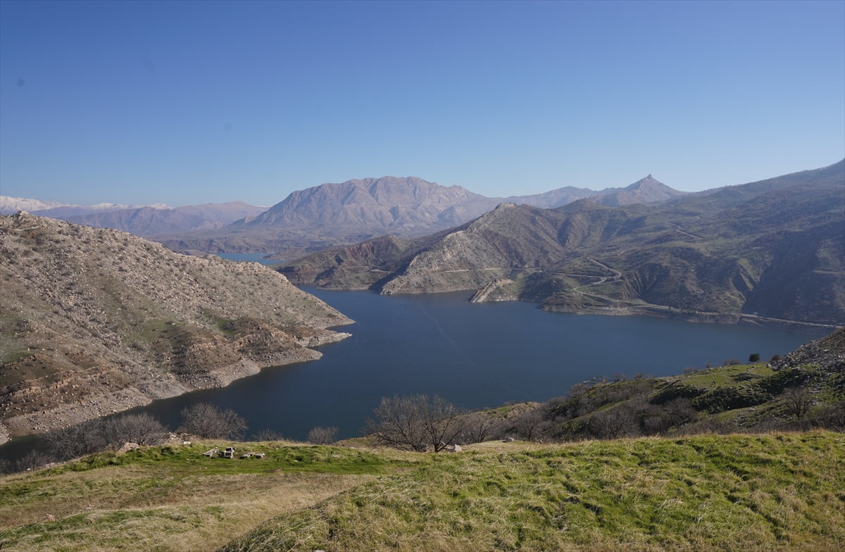 Irak'ın kuzeyinde etkili olan son yağışlar, kuraklıkla mücadele eden bölgeye nefes aldırırken, ani...