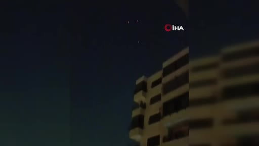 İran’ın İsrail’in merkezini hedef alan füze saldırıları nedeniyle birçok bölgede sirenler çaldı....