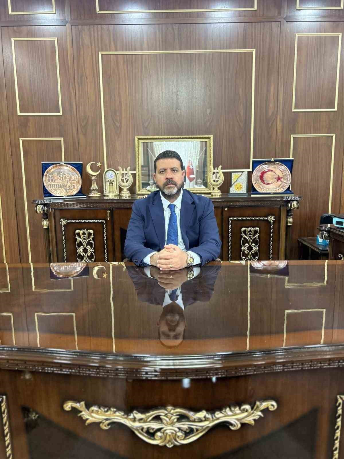 İŞ ADAMI MEHMET BOZKUŞ, CUMHURBAŞKANI YARDIMCISI CEVDET YILMAZ’IN DİYARBAKIR’A GERÇEKLEŞTİRDİĞİ...