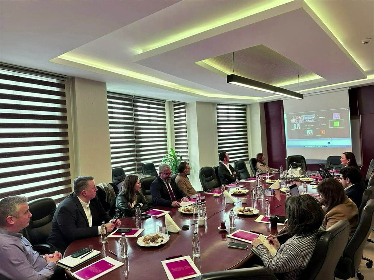 İş dünyasının yeşil dönüşüm sürecine katılımını ve rekabetçiliğini artırmayı hedefleyen Türk İş...