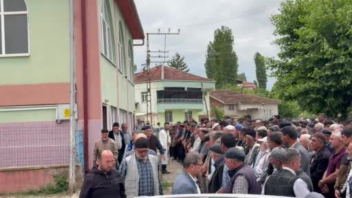 İş kazasında hayatını kaybeden genç işçi son yolculuğuna uğurlandı
