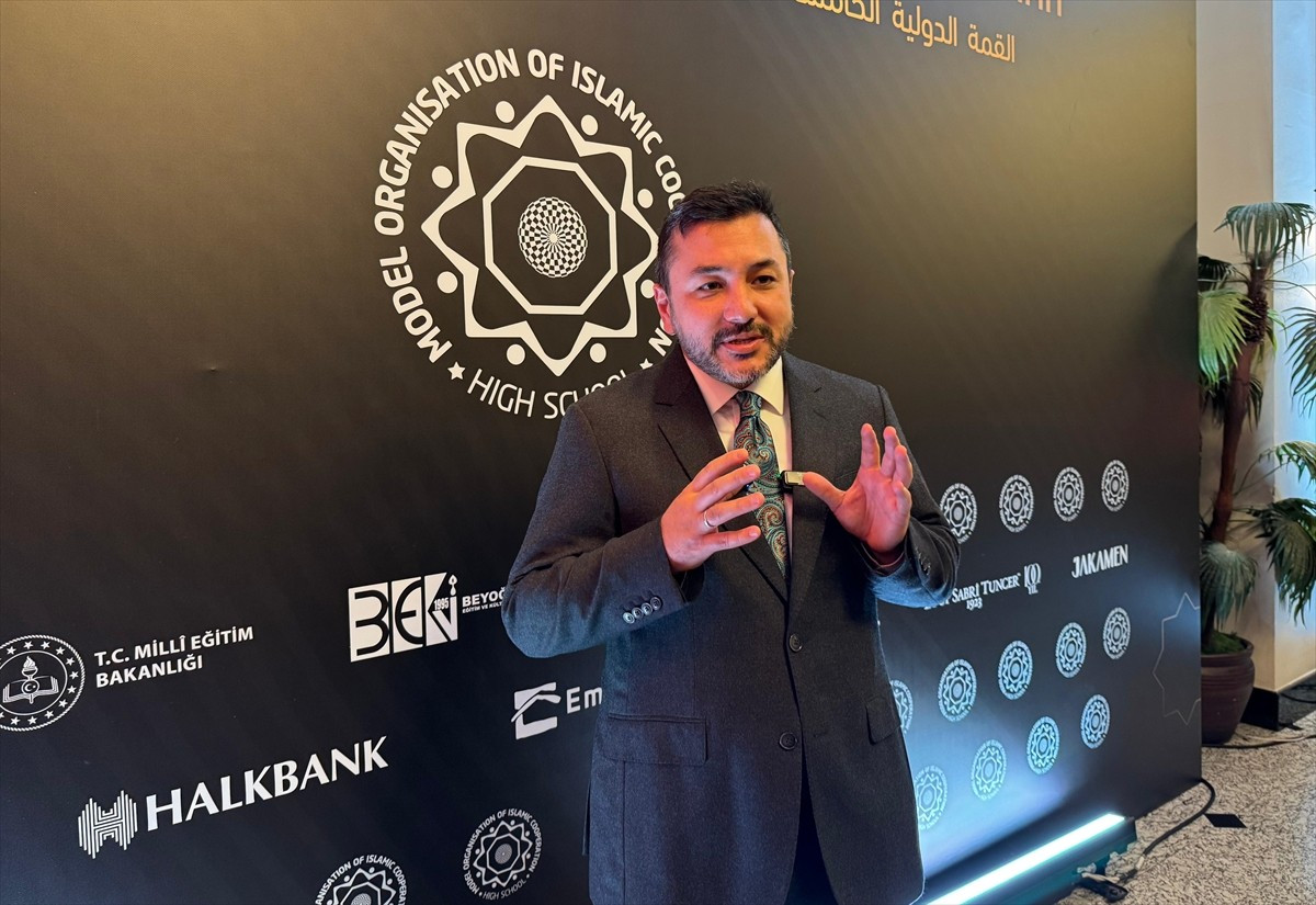 İslam İşbirliği Gençlik Forumu (ICYF) Başkanı Taha Ayhan, temel taleplerinin İsrail'in adalet...