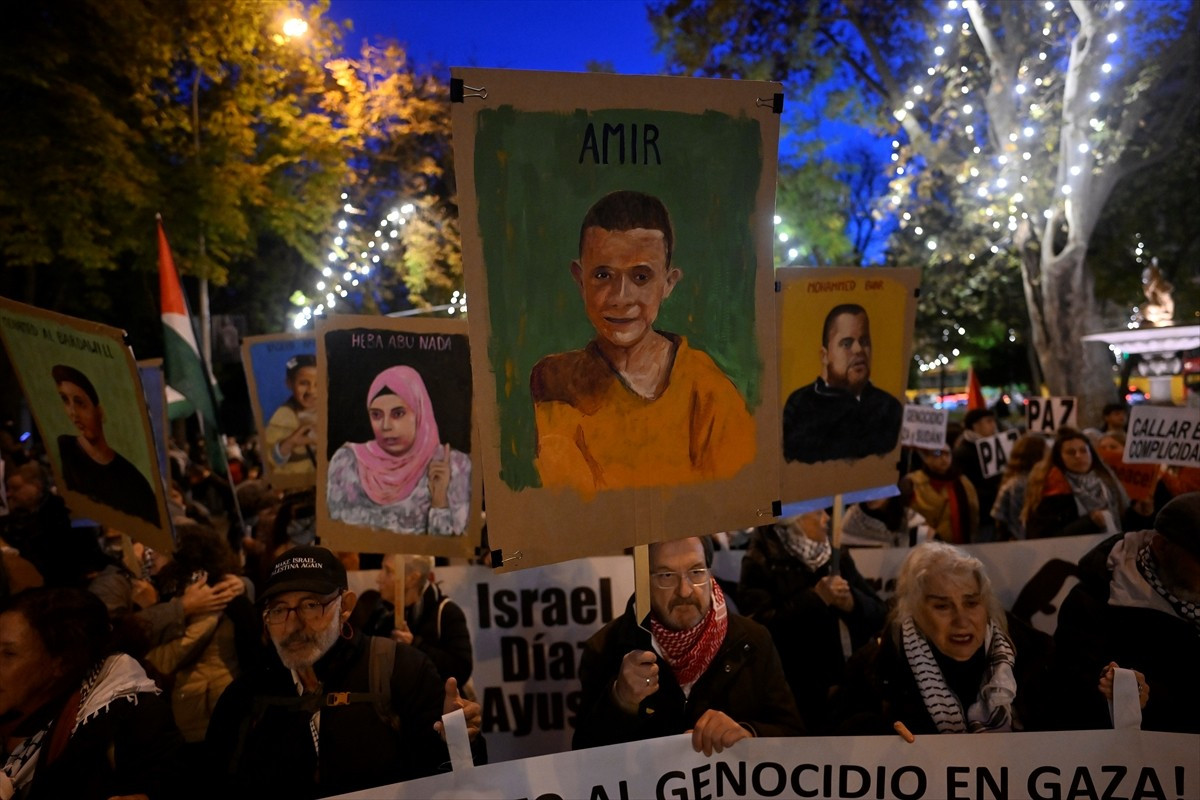 İspanya'da başkent Madrid başta olmak üzere birçok kentte, Uluslararası Filistin Halkıyla...