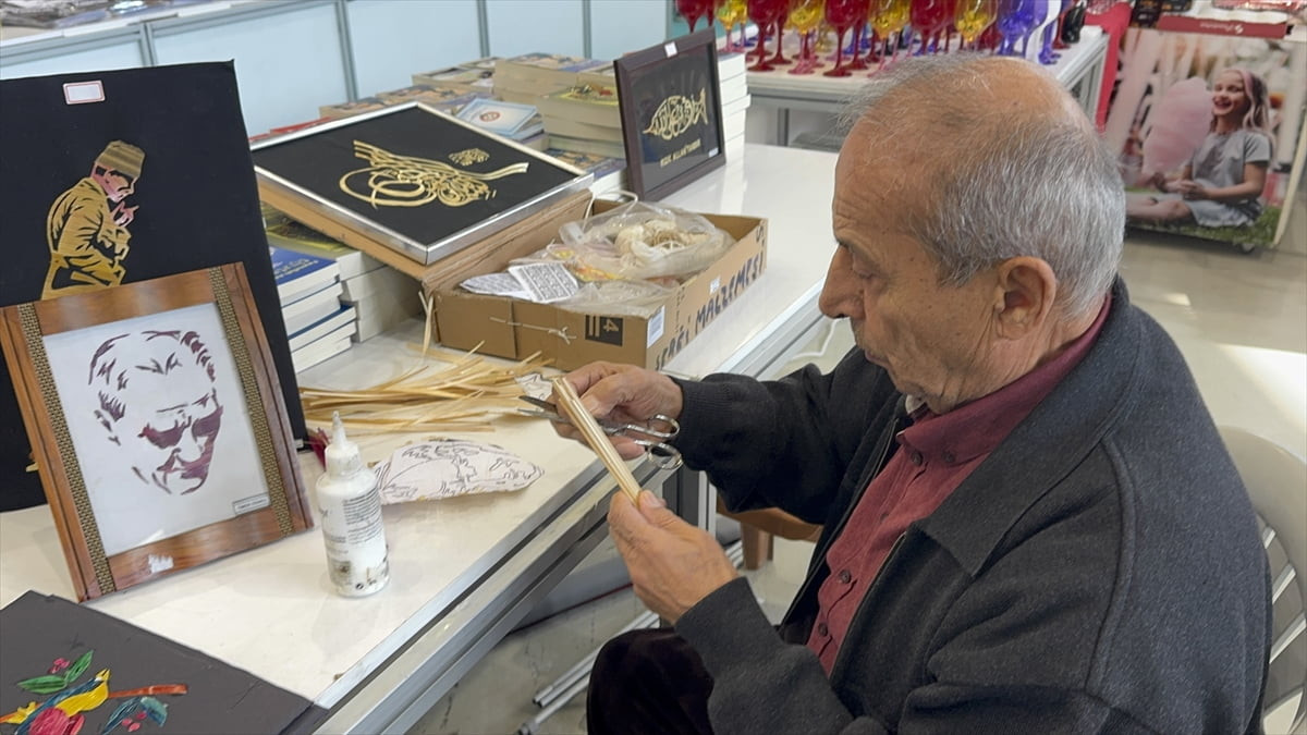 Isparta'da, emekli Emniyet Müdürü Ömer Güneş ve oğlu İl Emniyet Müdür Yardımcısı Volkan Güneş, bu...