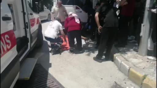 Isparta'da otomobil ile çarpışan motosikletli yaralandı
