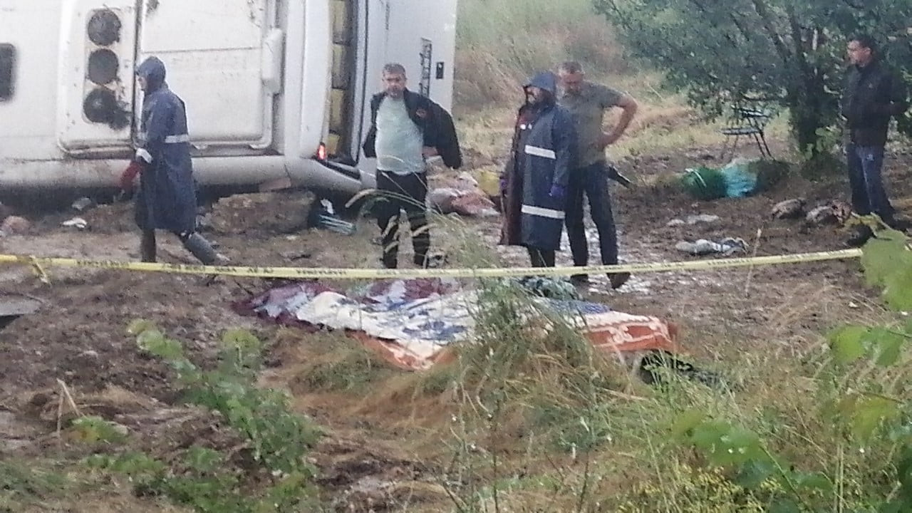 ISPARTA’DA 5 KİŞİNİN HAYATINI KAYBETTİĞİ FECİ KAZADA SÜRÜCÜ TUTUKLANARAK CEZAEVİNE...