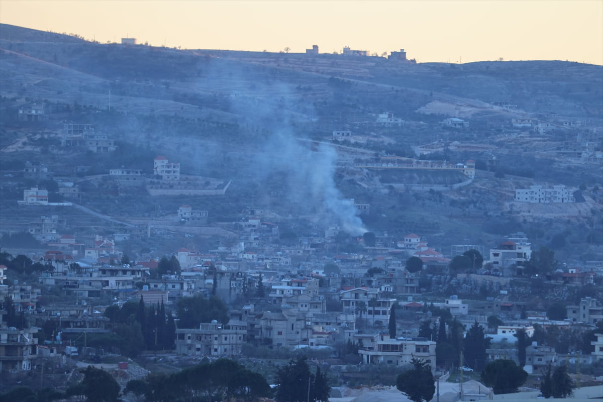 İsrail, 27 Kasım 2024'te varılan ateşkese rağmen Lübnan'a saldırılarını sürdürüyor. İsrail ordusu...