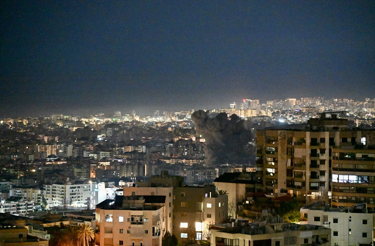 İsrail ordusu, Lübnan'ın başkenti Beyrut'ta sürgün emri ve saldırı tehdidi yayımladığı Dahiye...