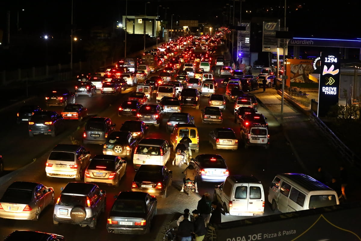 İsrail ordusu, Lübnan'ın güneyi ve Bekaa Vadisi'nde 50'den fazla köy ve beldeye saldırı tehdidinde...