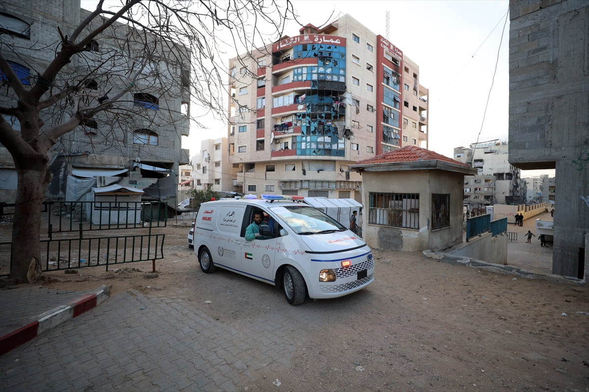 İsrail ordusunun ateşkese rağmen Gazze kentinin el-Ketibe bölgesinde bir grup Filistinliyi hedef...