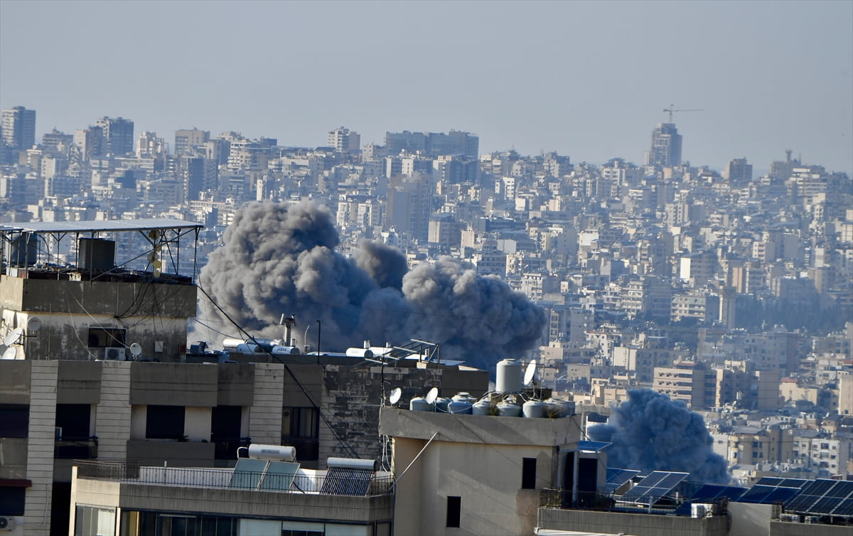 İsrail ordusunun yeni saldırı başlattığını duyurmasının ardından, Lübnan'ın başkenti Beyrut'un...