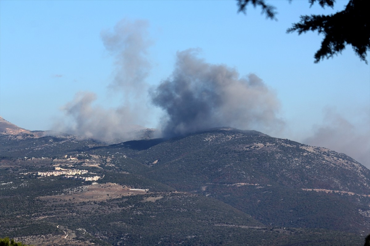 İsrail savaş uçakları, Lübnan'ın güneyi ile doğusundaki bölgelere hava saldırıları gerçekleştirdi....