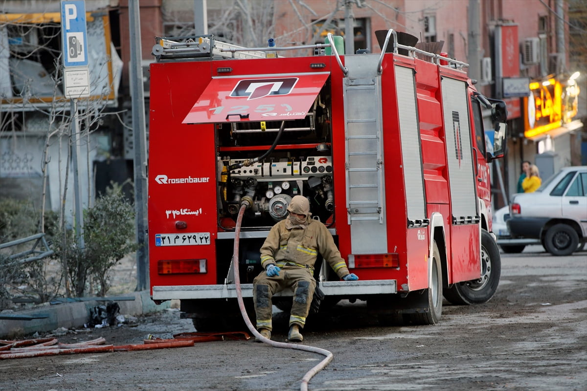 İsrail ve ABD’nin, İran'ın başkenti Tahran’a düzenlediği hava saldırılarında yoğun hasar gören...