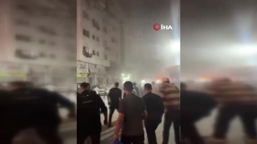İsrail'in Gazze Şeridi’nde bir binaya düzenlediği hava saldırısında ilk belirlemelere göre 1 kadın...