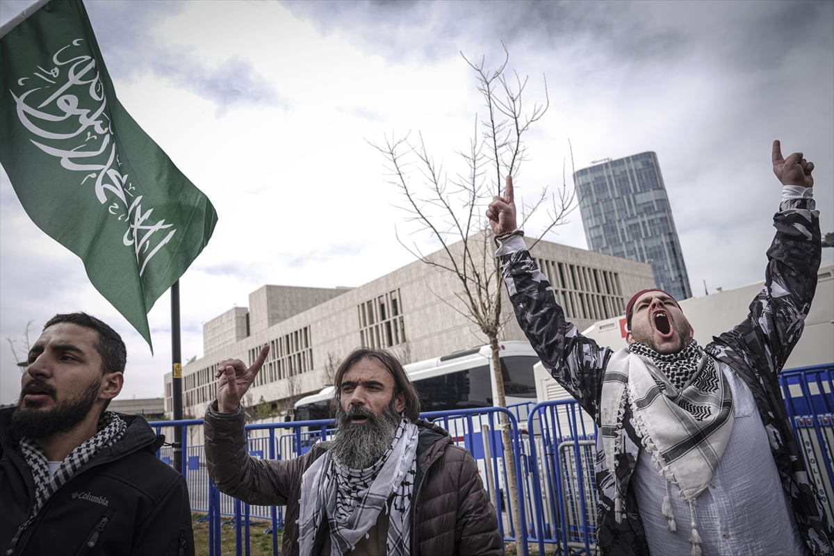 İsrail'in Mescid-i Aksa'yı ibadete kapatması ve İran'a yönelik saldırılar, ABD Büyükelçiliği...