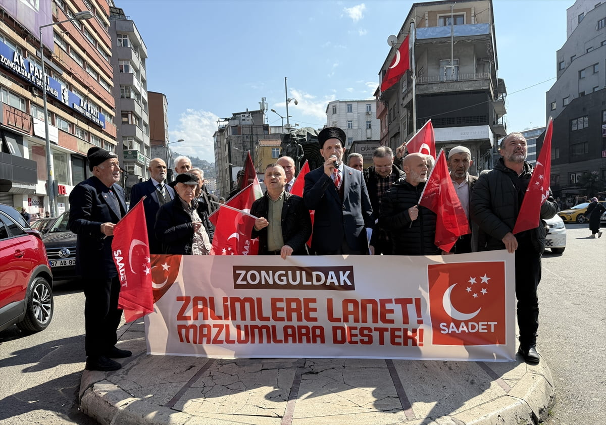 İsrail'in Mescid-i Aksa'yı ibadete kapatmasına Zonguldak'ta tepki gösterildi. Saadet Partisi...