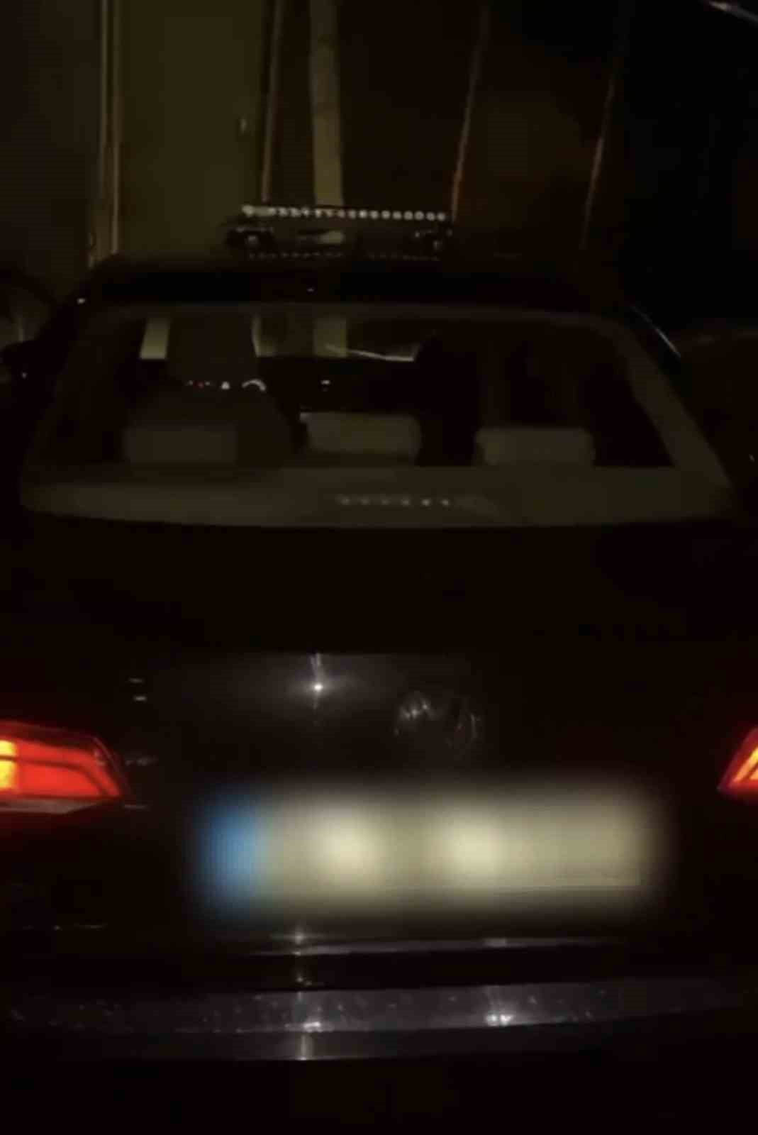 İSTANBUL BEYKOZ'DA POLİS EKİPLERİNCE DURDURULAN ARAÇTA İZİNSİZ "ÇAKAR" SİSTEMİ TESPİT EDİLDİ....