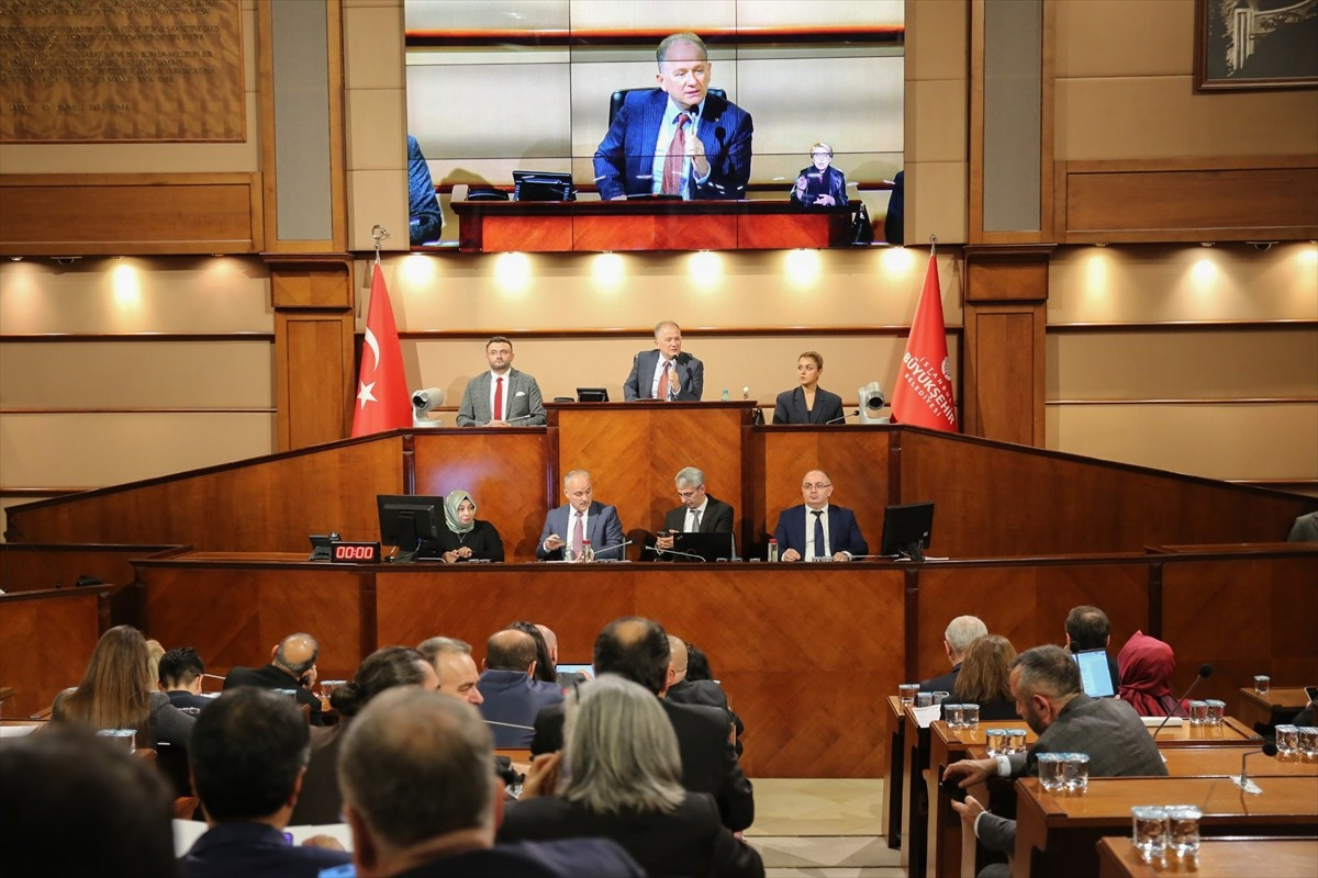 İstanbul Büyükşehir Belediyesi (İBB) Meclisi aralık ayı toplantılarının birinci oturumu, Meclis 2....