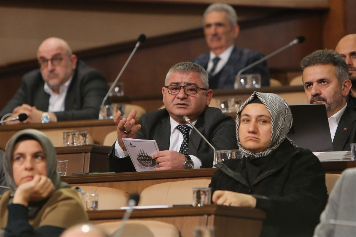 İstanbul Büyükşehir Belediyesi (İBB) Meclisi aralık ayı toplantılarının birinci oturumu, Meclis 2....