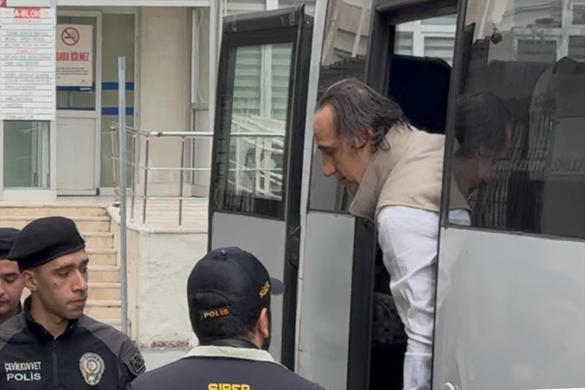 İstanbul Cumhuriyet Başsavcılığınca, kamuoyunda "hakemlerin bahis sitelerine üyeliği" olarak...