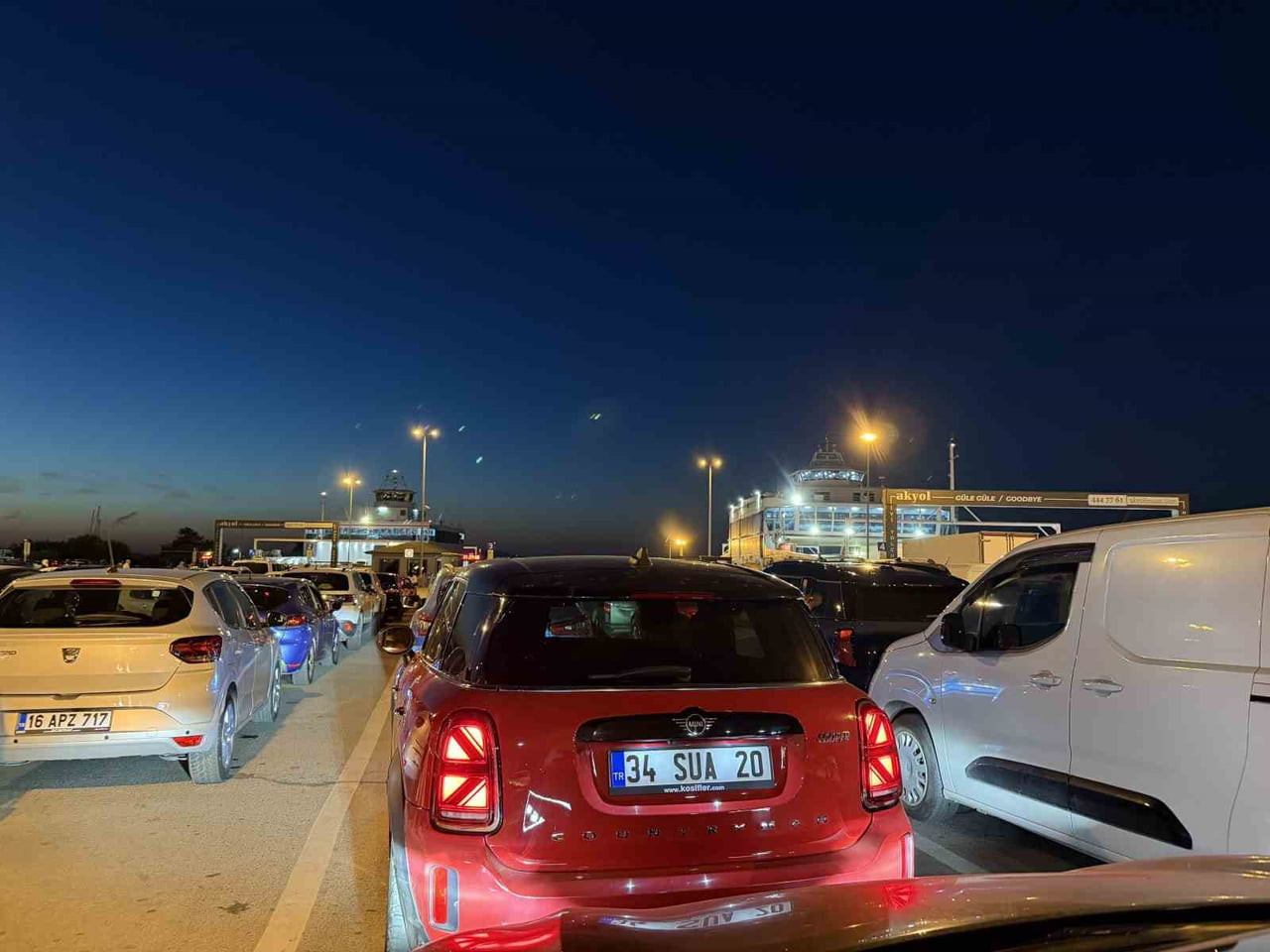 İSTANBUL DENİZ OTOBÜSLERİ A.Ş'NİN (İDO) PAZAR AKŞAMI YALOVA’DAN PENDİK’E YAPILAN 21.00 VE 22.00...