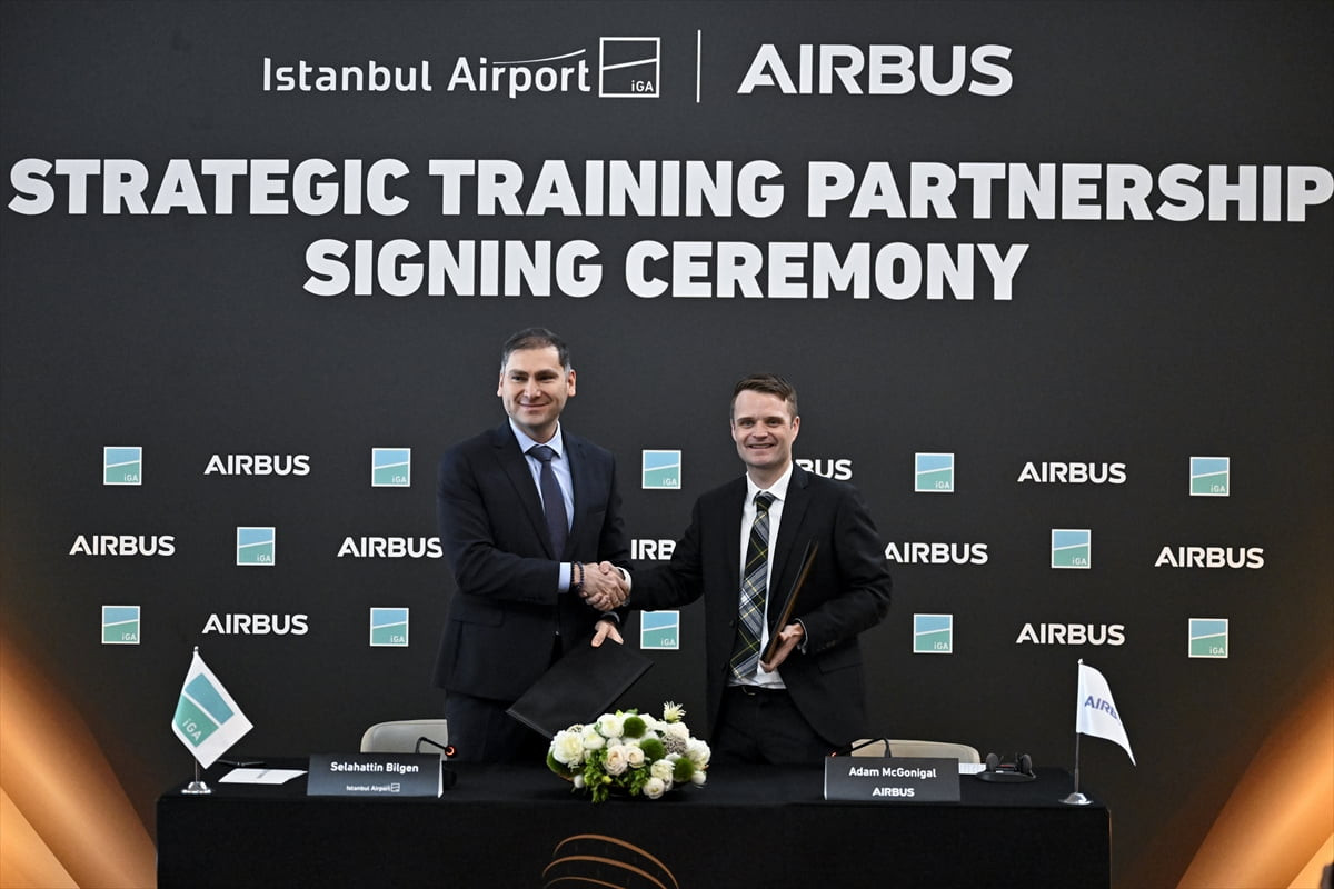 İstanbul Havalimanı ile uçak üreticisi Airbus arasında eğitim ortaklığı anlaşması havalimanının...