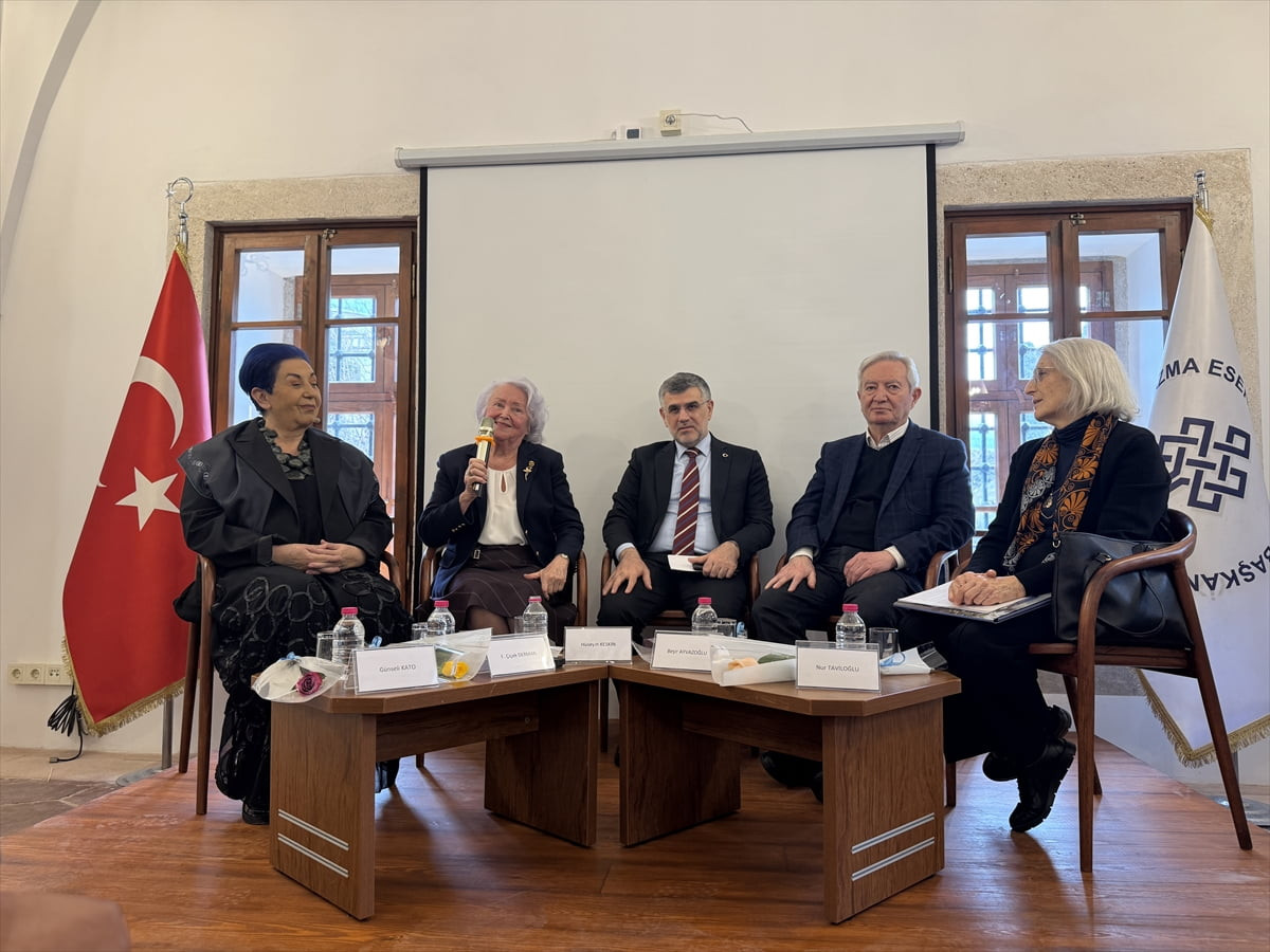 İstanbul İl Kültür ve Turizm Müdürlüğü ile Türkiye Yazma Eserler Kurumu Başkanlığı'nın (TÜYEK)...