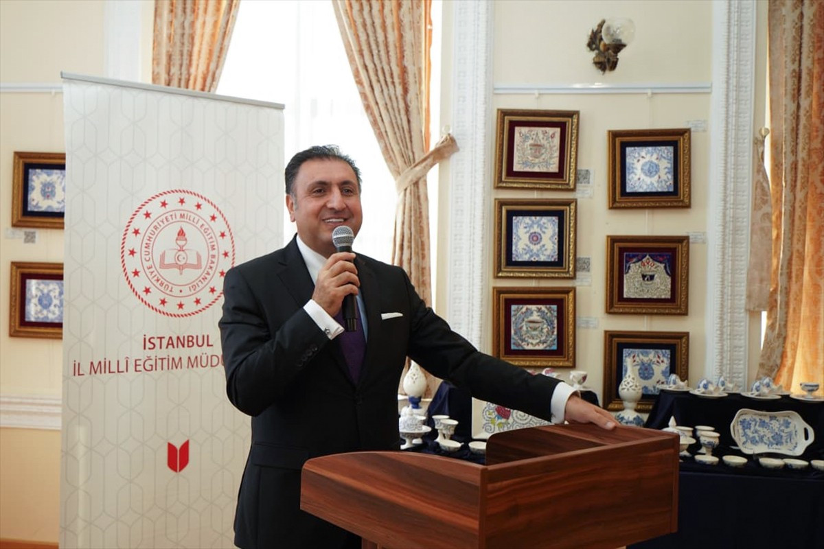 İstanbul İl Milli Eğitim Müdürlüğünce hazırlanan "Türkiye Yüzyılı Maarif Modeli"nin öğretim...