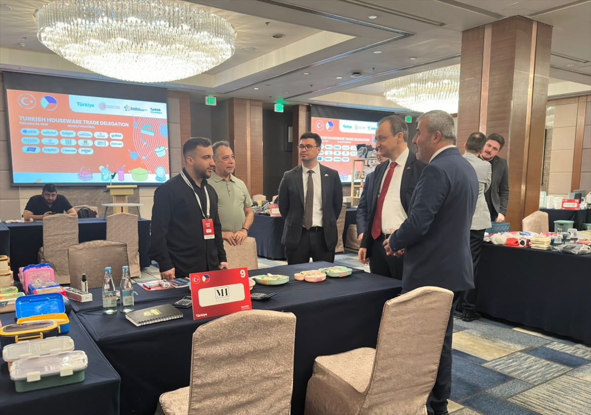  İstanbul Kimyevi Maddeler ve Mamulleri İhracatçıları Birliği (İKMİB) tarafından Filipinler'de ev...