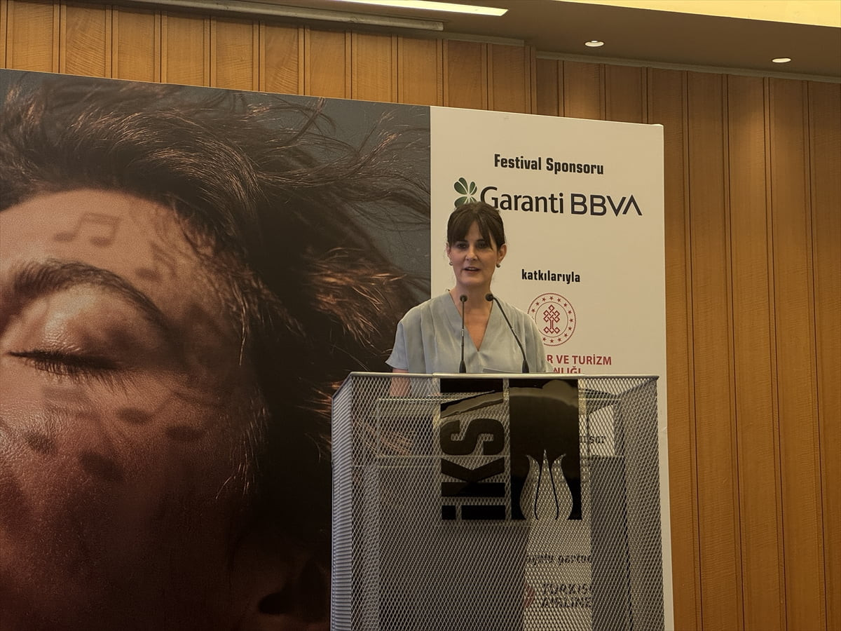 İstanbul Kültür Sanat Vakfı (İKSV) tarafından bu yıl 33. kez düzenlenecek "İstanbul Caz Festivali"...