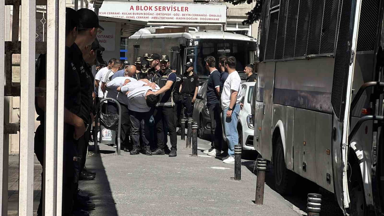 İSTANBUL MERKEZLİ 7 İLDE ORGANİZE SUÇ ÖRGÜTÜNE YÖNELİK DÜZENLENEN EŞ ZAMANLI OPERASYONDA GÖZALTINA...