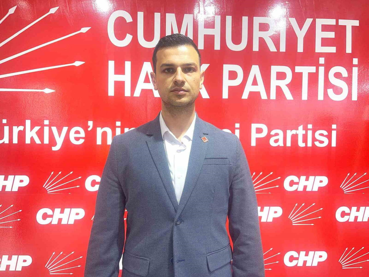 İSTANBUL MERKEZLİ SORUŞTURMA KAPSAMINDA TUTUKLANDIKTAN SONRA TAHLİYE EDİLEN CHP KİLİS İL BAŞKANI...