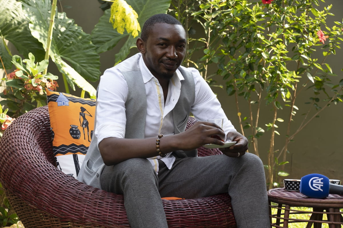 İstanbul Teknik Üniversitesi mezunu Kamerunlu Abdüselam Mansur, Türkiye’de aldığı mühendislik...