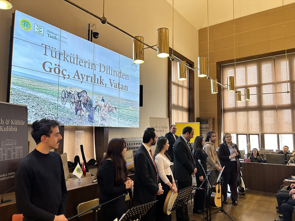 İstanbul Üniversitesi Tarih Bölümü, "Türkülerin Dilinden: Göç, Ayrılık, Vatan" programına ev...