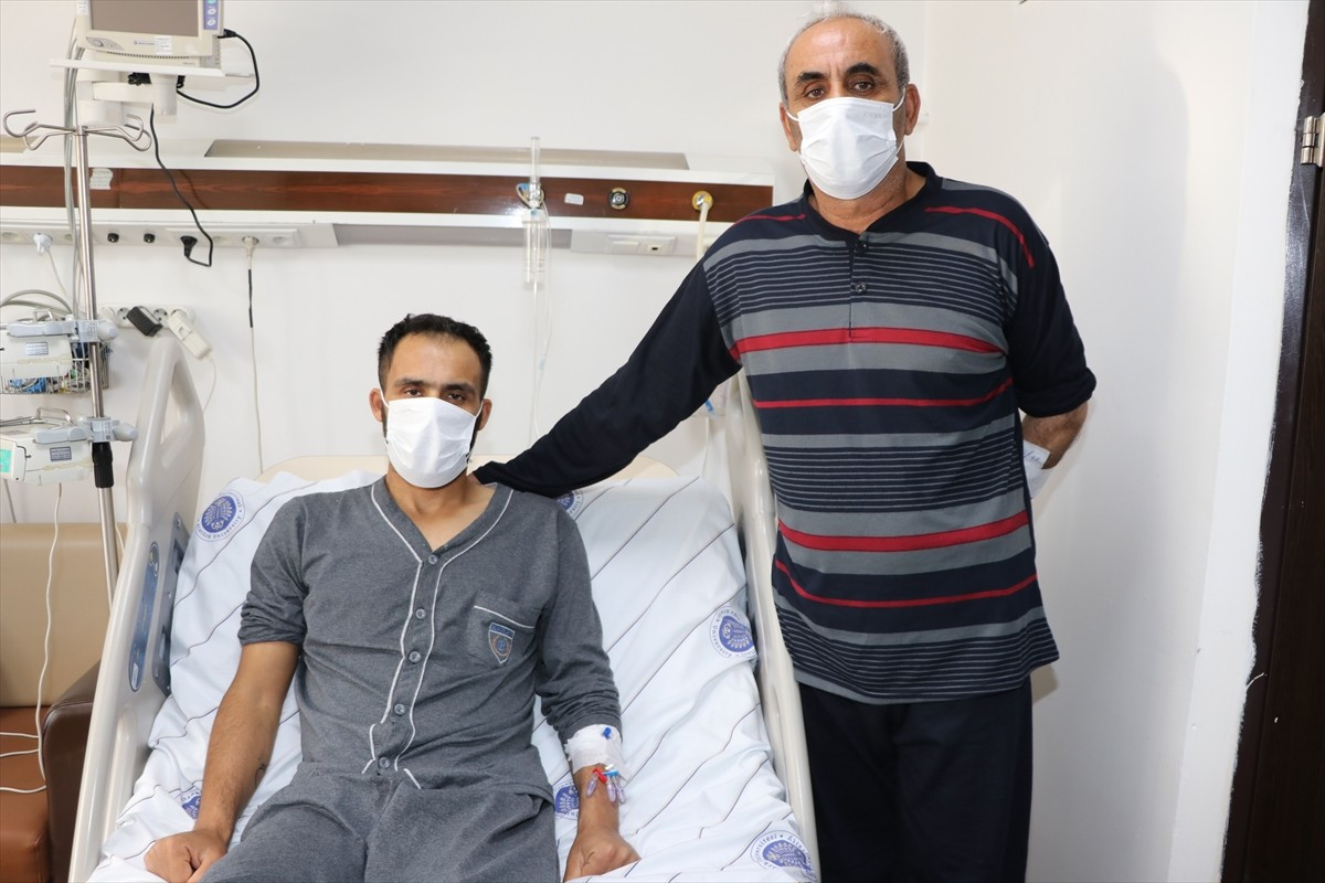 İstanbul'da kilo kaybı şikayetiyle gittiği hastanede "sinsi böbrek yetmezliği" teşhisi konulan...