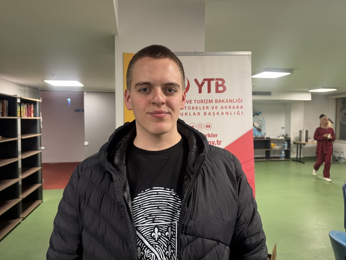 İstanbul'da öğrenim gören Balkan ülkelerinden öğrenciler, ramazan ayının manevi ikliminde...