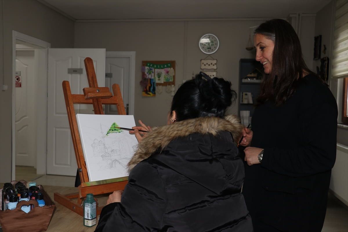 İstanbul'da yaşadığı dönemde uyuşturucu kullanmaya başlayan E.B, 14 yıl süren bağımlılığını...