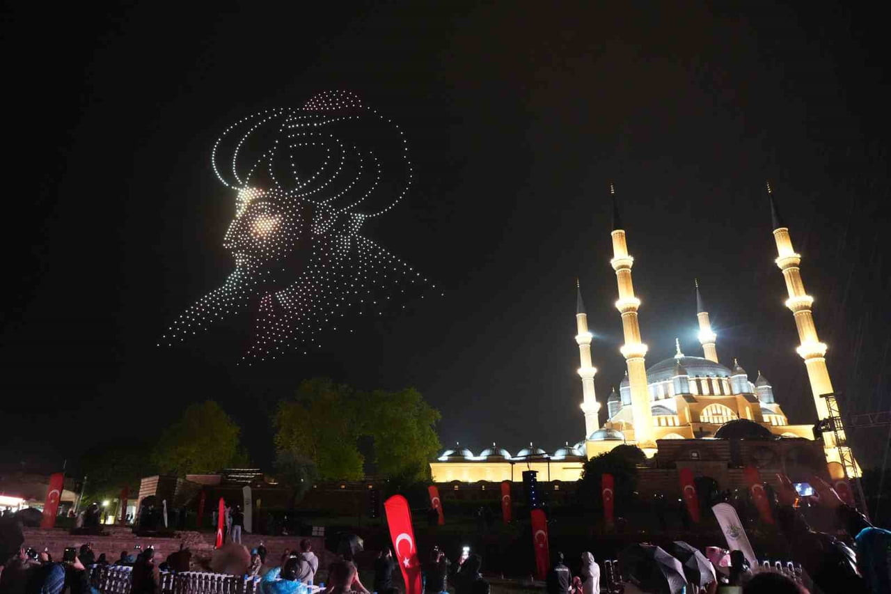 İSTANBUL'UN FETHİ'NİN 573’ÜNCÜ YILINDA EDİRNE'DE OSMANLI RUHU YAŞATILDI