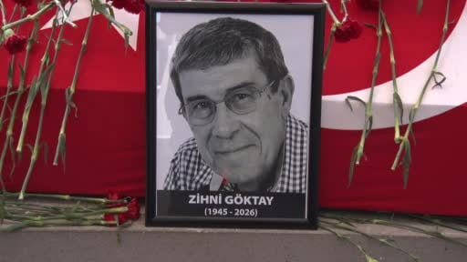 İstanbul’da tedavi gördüğü hastanede hayatını kaybeden usta sanatçı Zihni Göktay son yolculuğuna...
