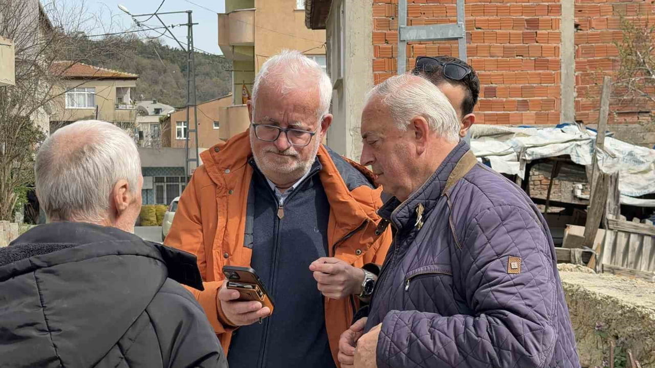 İSTANBUL’UN ARNAVUTKÖY İLÇESİNE BAĞLI TARİHİ BOĞAZKÖY MAHALLESİ’NE GELEN YUNAN AİLE, YAKLAŞIK 150...
